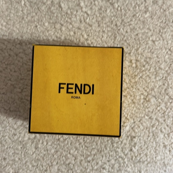 COPY - Authentic Fendi Bracelet ( comes with box ) | Worn once | Good condition - Picture 6 of 8